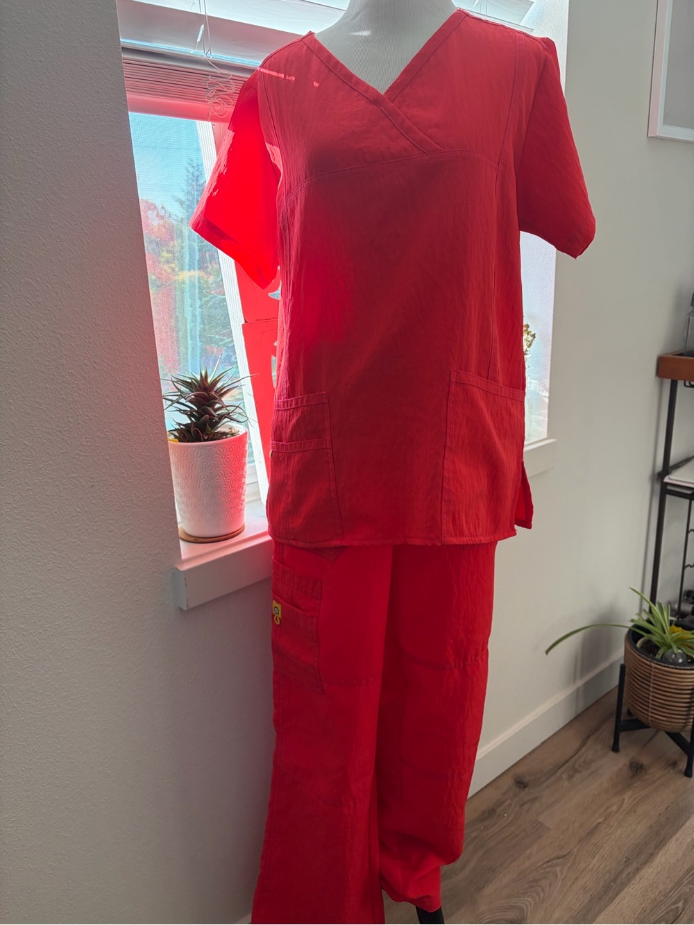 Women's Red V-Neck Scrub Top & Jogger Pant Set